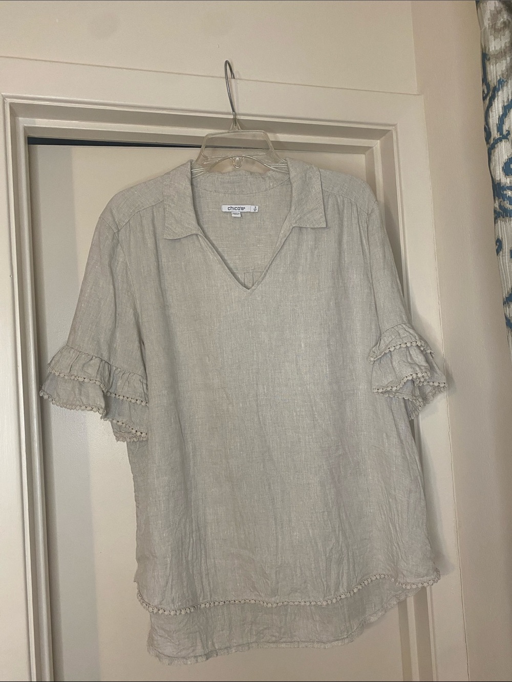 Chico's Linen Blend V-Neck Ruffle Sleeve Top in Light Taupe